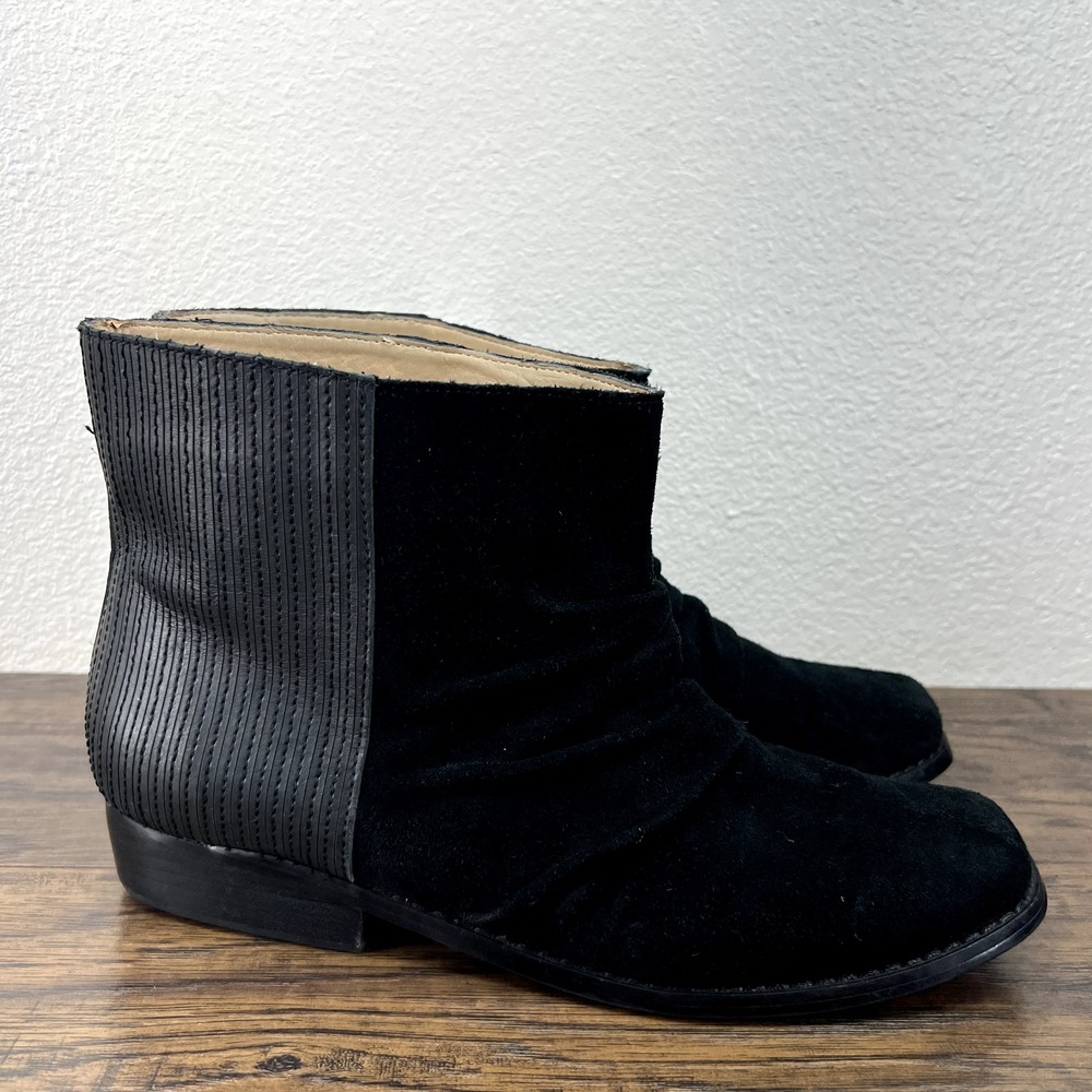 Joe's Jeans Women's Size 9.5M Janette Boot Black Suede Slip On Booties